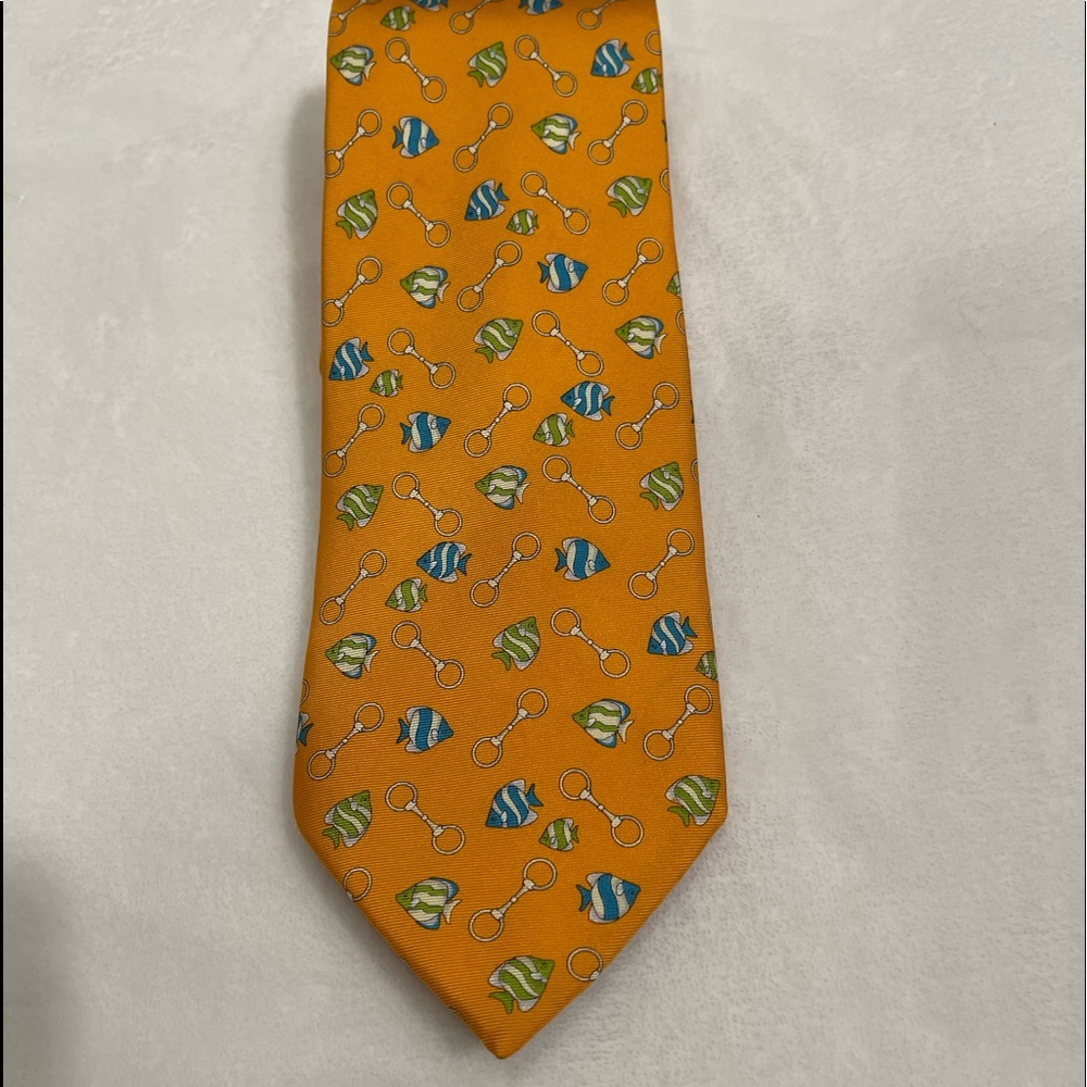 Men’s tie. Perfect condition. Fun fish and bit pattern. Great colors.
